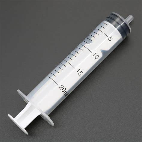 OIP Eccentric Tip Luer Slip Syringe without needle 20ml at JOMEX MEDICALL SUPPLIES