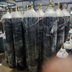 50 Kg Weight And Wall Mounted Steel Material Medical Oxygen Gas Cylinder